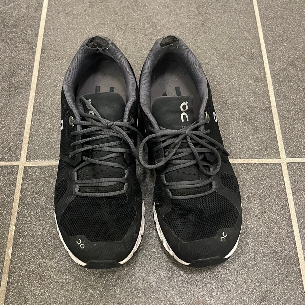 OnCloud Sneakers